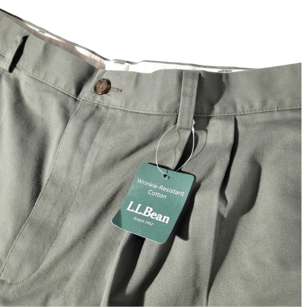 L.L. BEAN NWT Natural Fit Chino Pants in Olive Green Size 37 x 36 — NWT - Picture 5 of 9